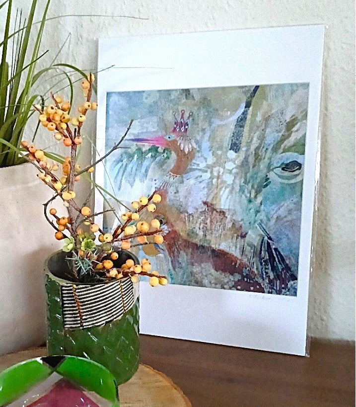 African King Bird – unikt digitalt maleri med eksotisk og farverig fortælling.